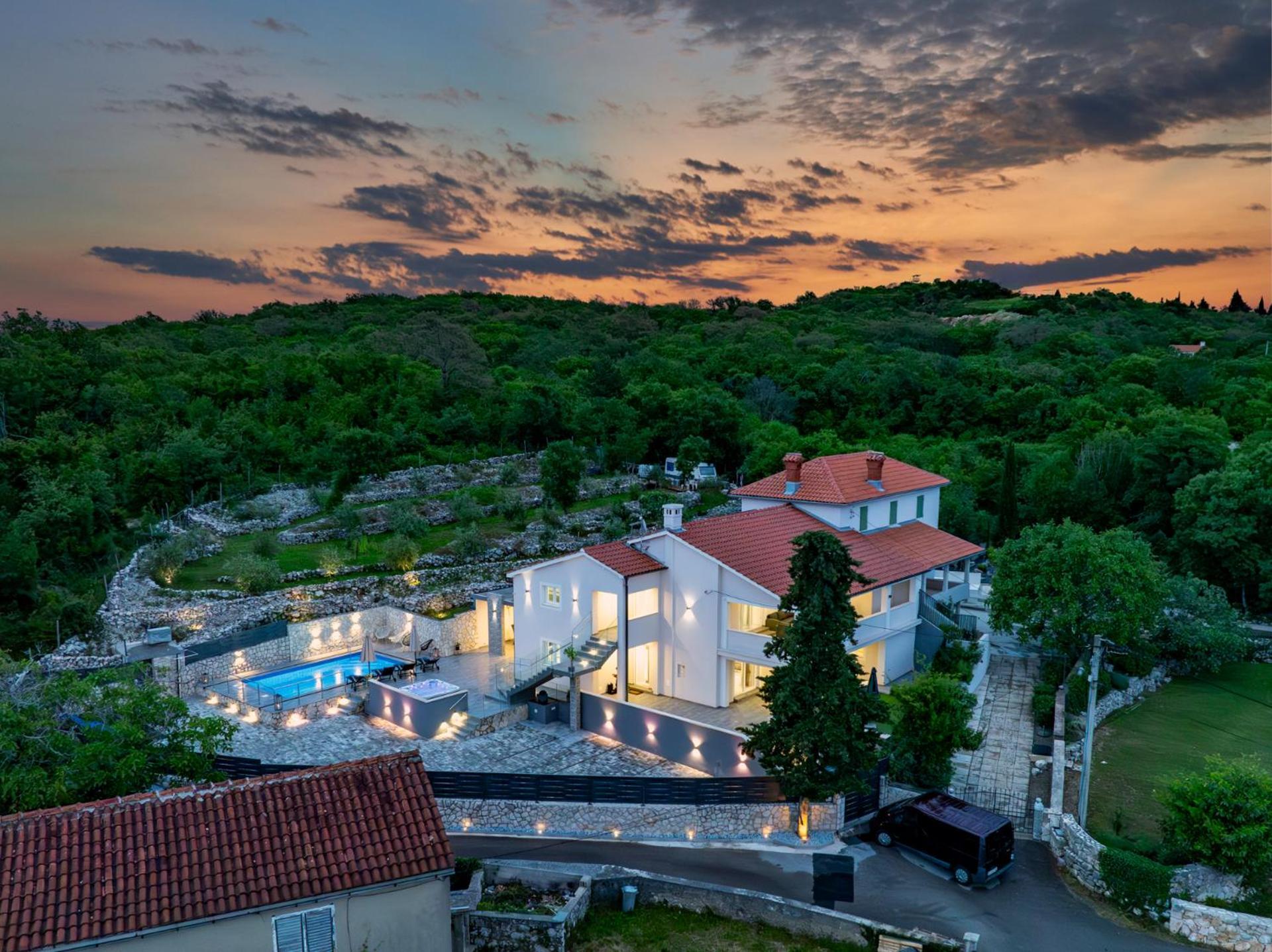Adri Villa Kras